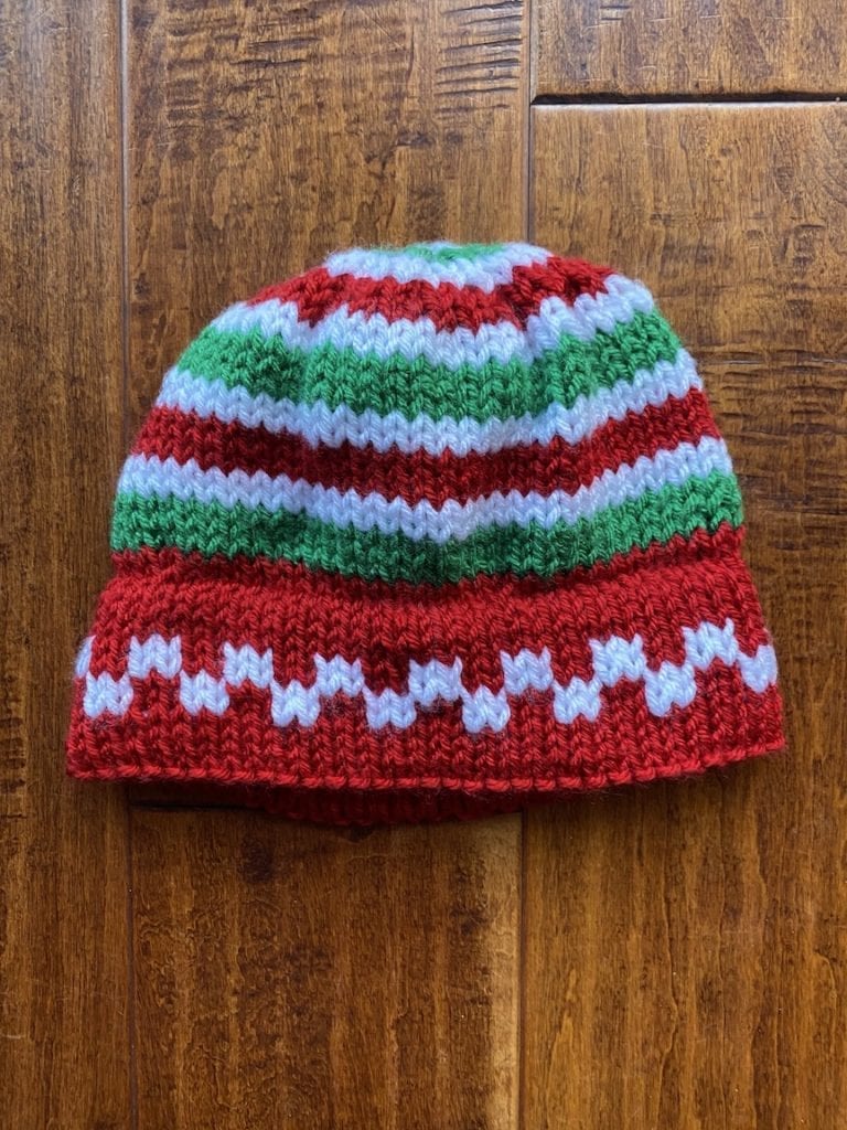 Knitting Christmas Hats for the Kids | candyloucreations knitting blog